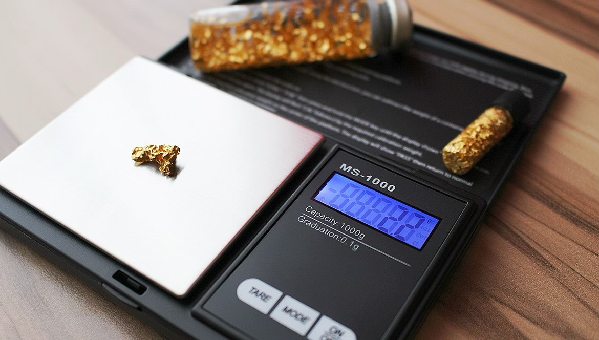 Comment vérifier la pureté de l'or : Méthodes et conseils d'experts